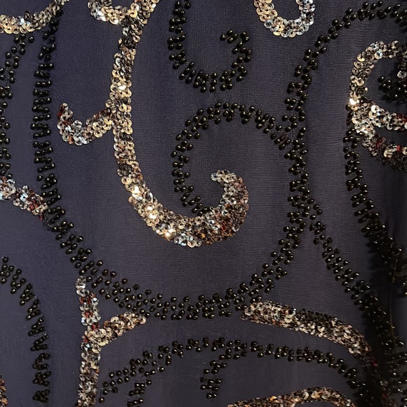 Express sleeveless purple shirt with sequence in size XS - Picture 4 of 8